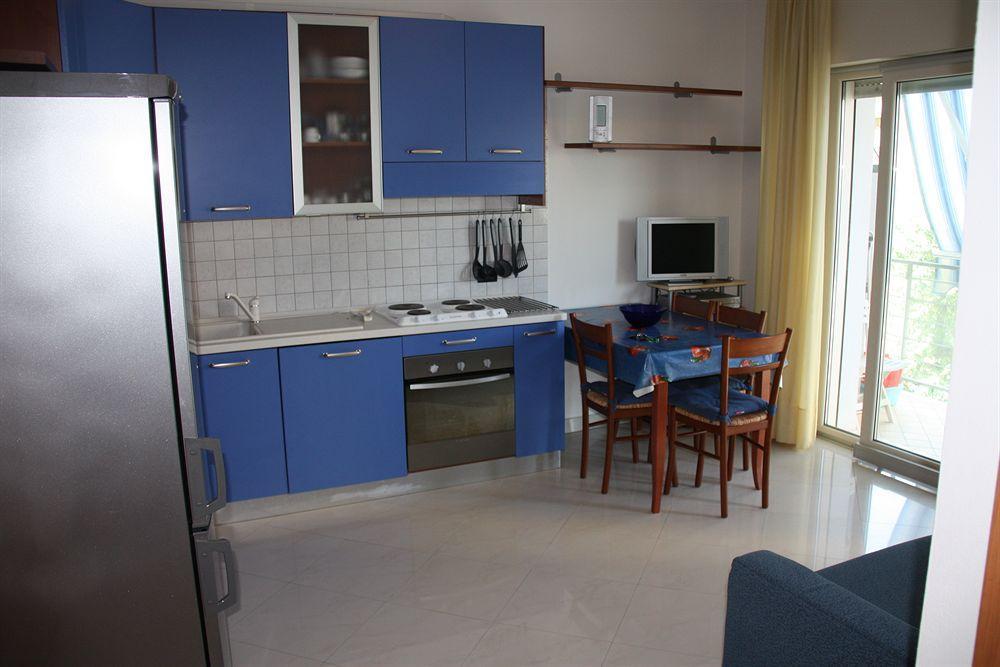 Residence Moderno ลิโด ดิ ซาวิโอ ภายนอก รูปภาพ