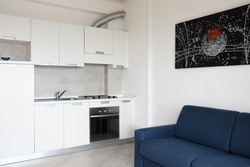 Residence Moderno ลิโด ดิ ซาวิโอ ภายนอก รูปภาพ