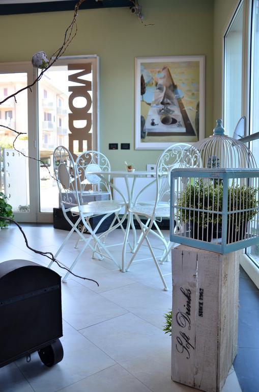 Residence Moderno ลิโด ดิ ซาวิโอ ภายนอก รูปภาพ