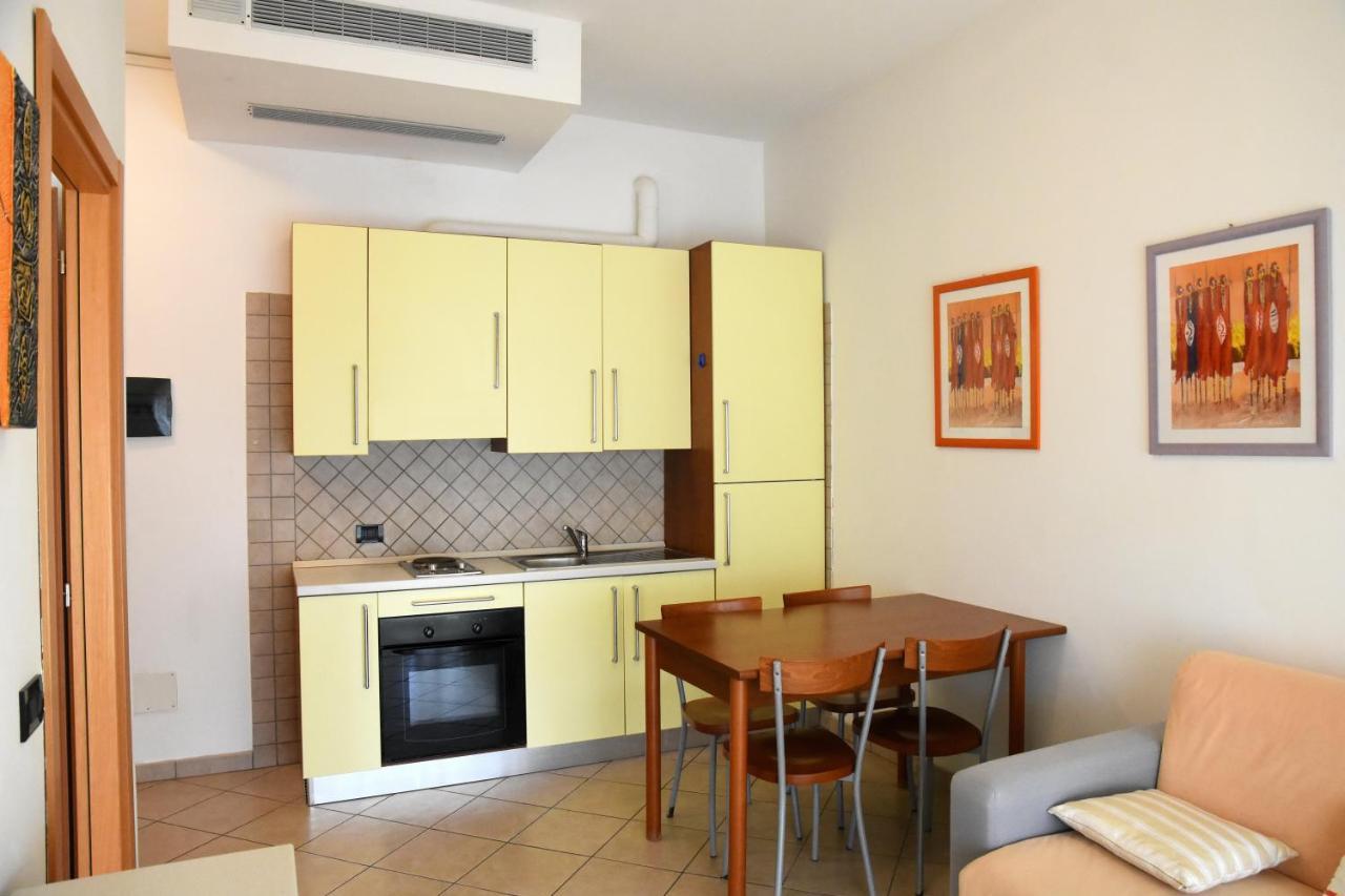 Residence Moderno ลิโด ดิ ซาวิโอ ภายนอก รูปภาพ